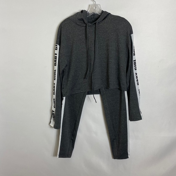 SHEIN Sweatsuit - Picture 2 of 7